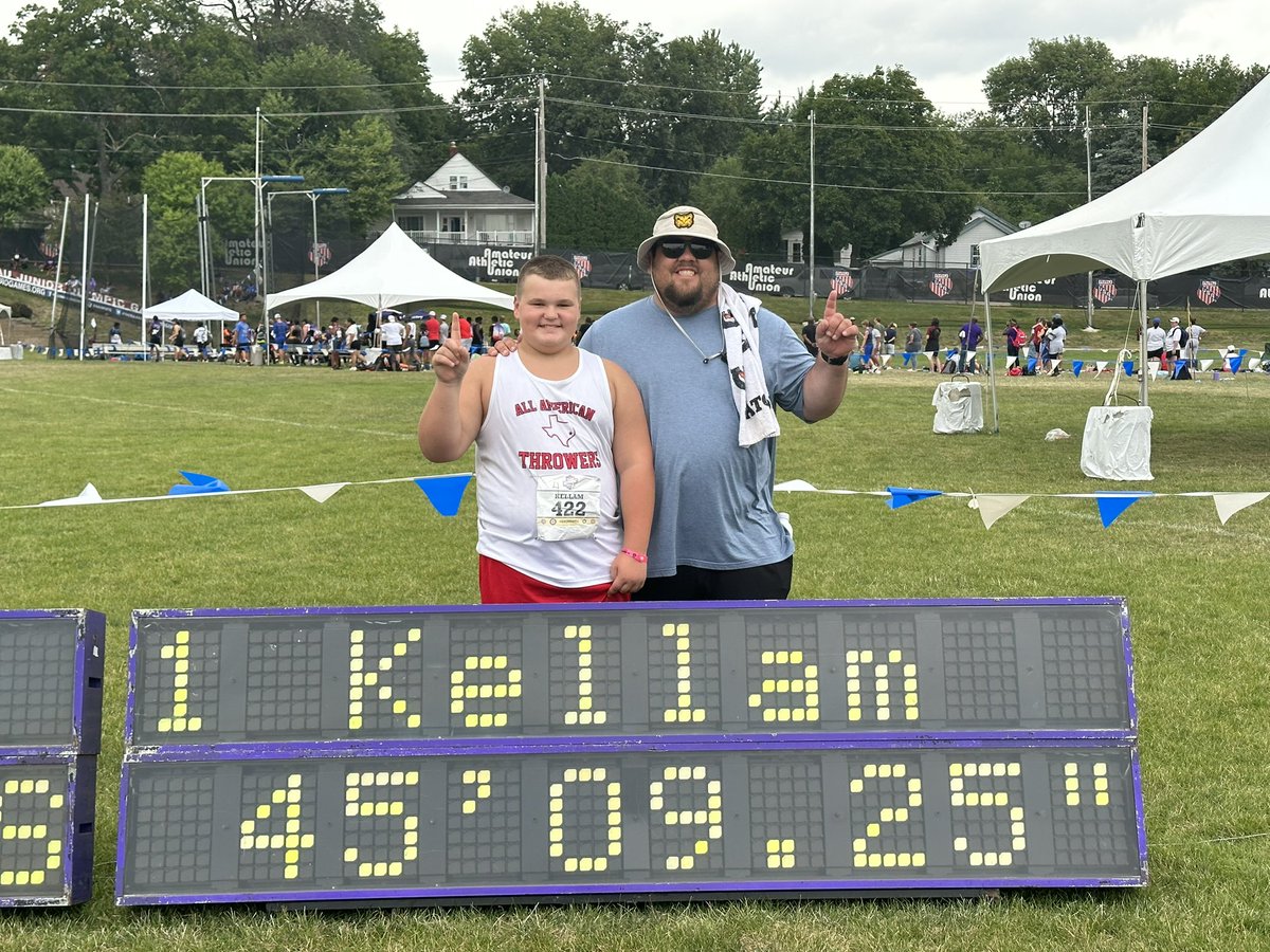 🥇🥇11yo Junior Olympic Champ x 2 
What a year! Great job competing <a href="/Decil_Kellam/">Decil Kellam</a> 

<a href="/peopip/">Pip</a> @CoachWinn5214 <a href="/BryceFoster5/">Bryce Foster</a> <a href="/AmeliaFlynt/">Amelia Flynt</a> <a href="/AAThrowers/">Coach Nick</a> <a href="/aretethrows/">Arete Throws Nation</a> <a href="/Aflynn813/">Austin Flynn</a>