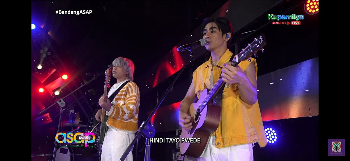 marisjgm's tweet photo. Grabiii the shifting from HTP to Istorya. Also the sagutan of nasan na and hindi tayo pwede. Galingggg
@TheJuans_BAND
#TheJuansASAPComeback https://t.co/63D1YSg1gh
