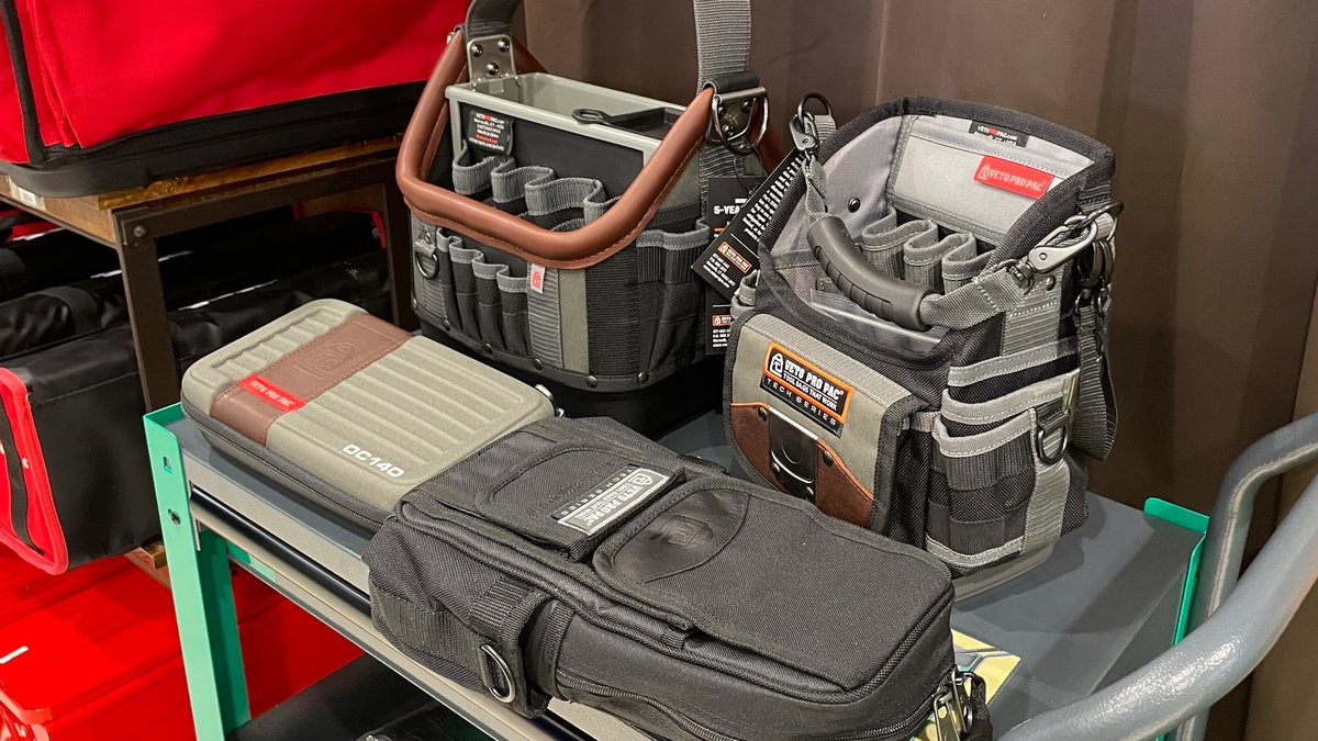 FG_NAMBA's tweet image. VETO PRO PAC 取扱はじめました〜！！😍✨

アメリカらしくとってもタフに作られたブランドで、なかなか日本では手に入れることが難しいこの商品たち...😳
ファクトリーギアに来ていただければ実際に見て、触っていただくことが可能です！！

#VETOPRO

vetopropac-japan.com/pages/lp-tech-…