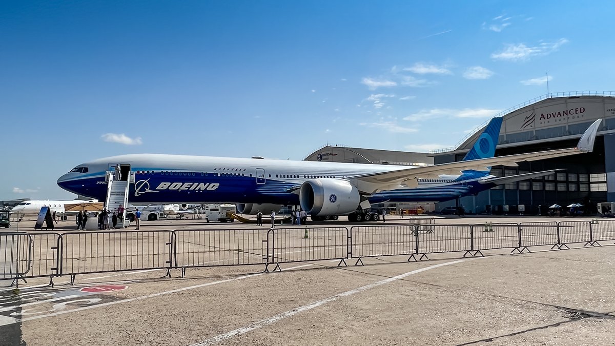 The @BoeingAirplanes #B779 N779XW seen at #ParisAirShow @salondubourget June 2023 #boeing #picoftheday #ThrowbackThursday  #planespotter