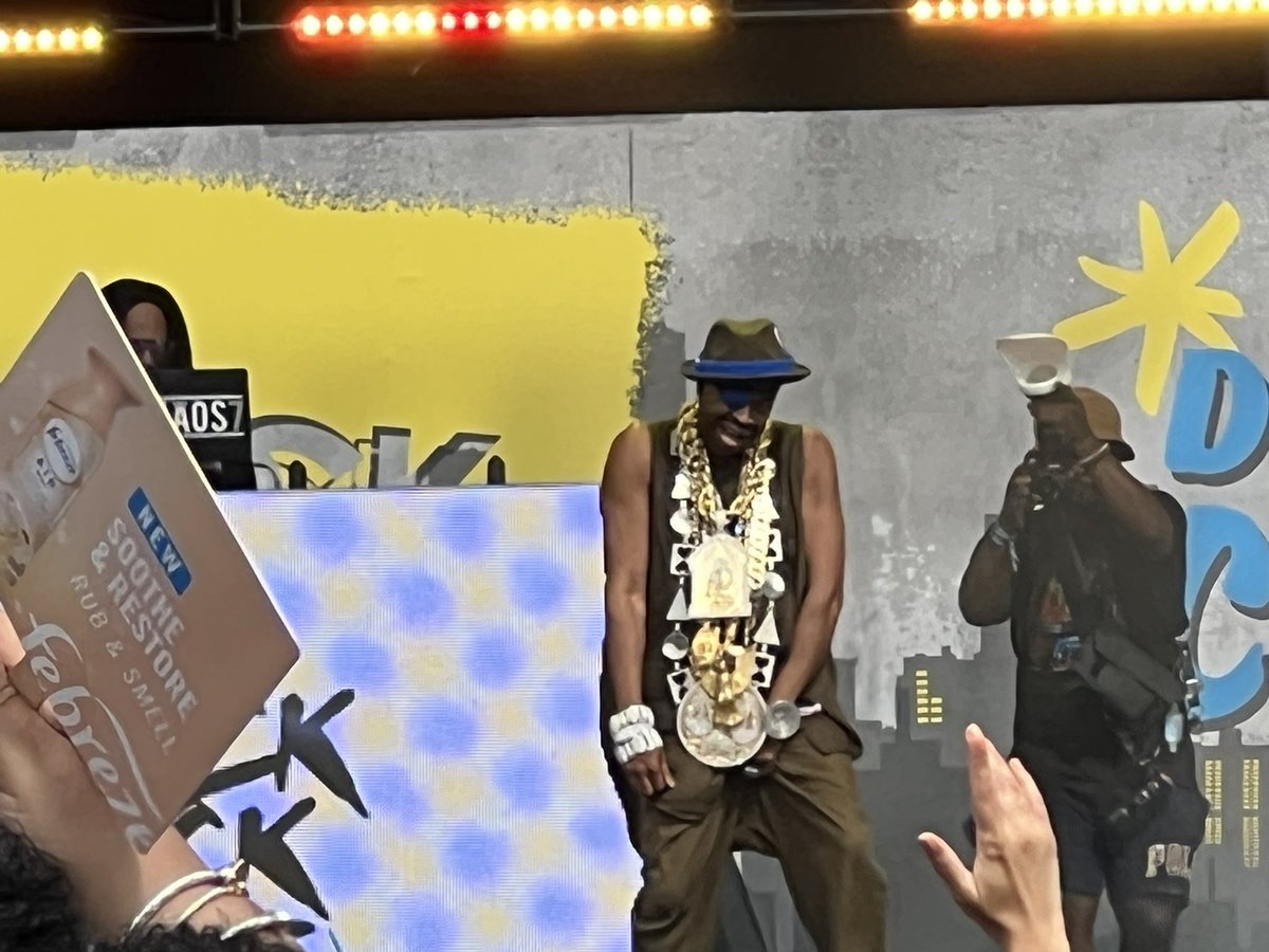 amazing show #RockTheBells <a href="/RockTheBells/">Rock The Bells</a>