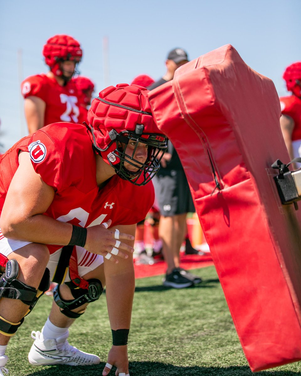 Utah_Football's tweet image. Earn the weekend 💪