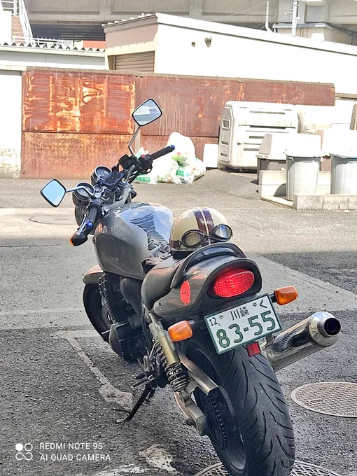 昨日洗車下からピカピカや