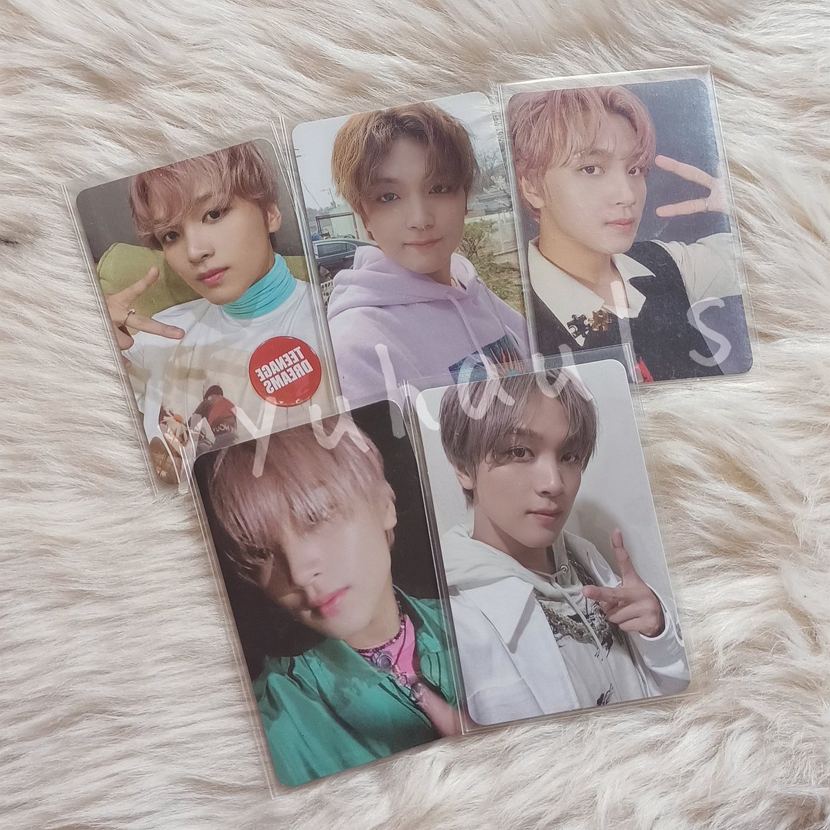 yyuhauls's tweet photo. wts lfb ph

haechan photocards
╰ ₱650 set

₱150 ea if tingi 

— all on hand &amp; good condi
— mop: gcash
— mod: sco
— dop: payo - 3 days

dm to claim !

𖥻 nct dream 127 favorite catharsis classic rollin universe jewel case sticker sticky https://t.co/OglIjLgvxZ