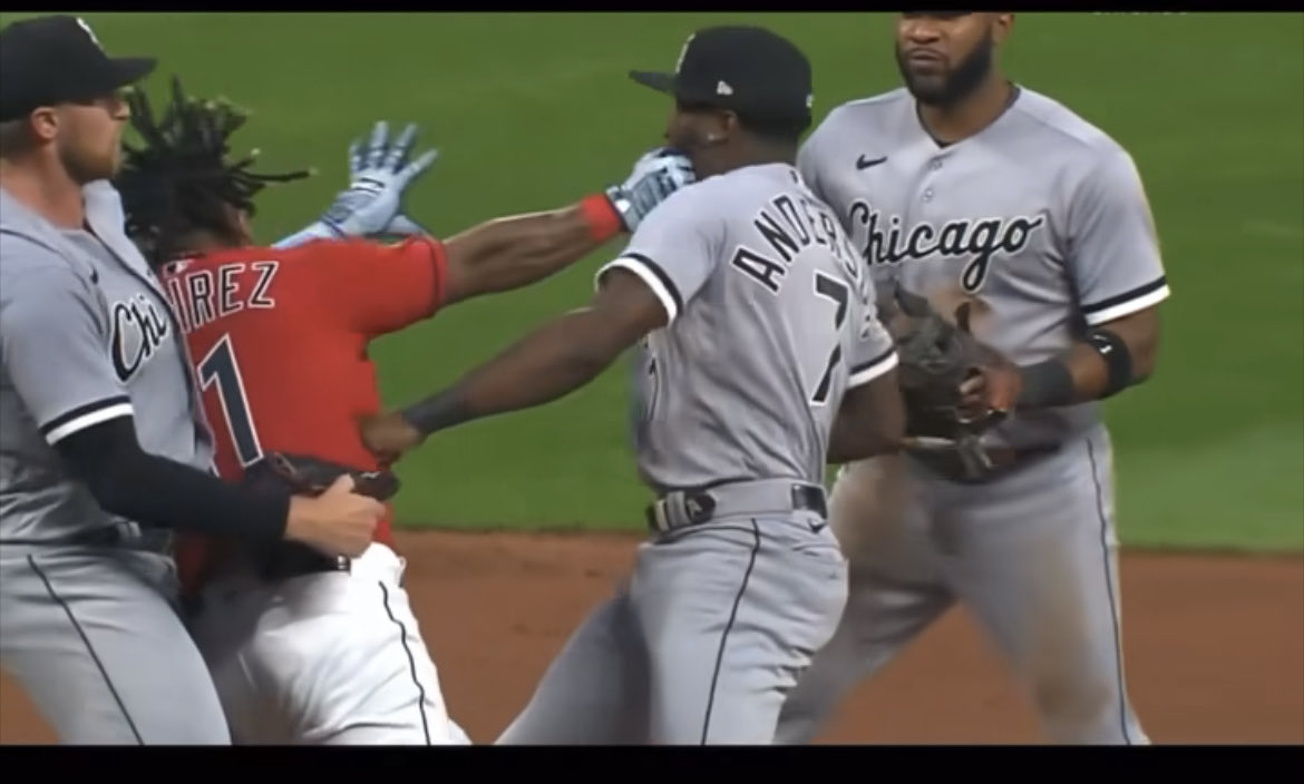 AaronDorksen's tweet photo. Jose Ramirez is already Cleveland’s most popular athlete and became even more appreciated after knocking out idiot Tim Anderson despite being restrained. #MessAroundAndFindOut Too bad @CleGuardians couldn’t pull out the win. https://t.co/08GW9RDTGq