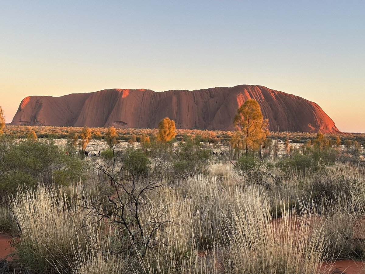 Cultural immersion at Uluru - Fabulous sunrise