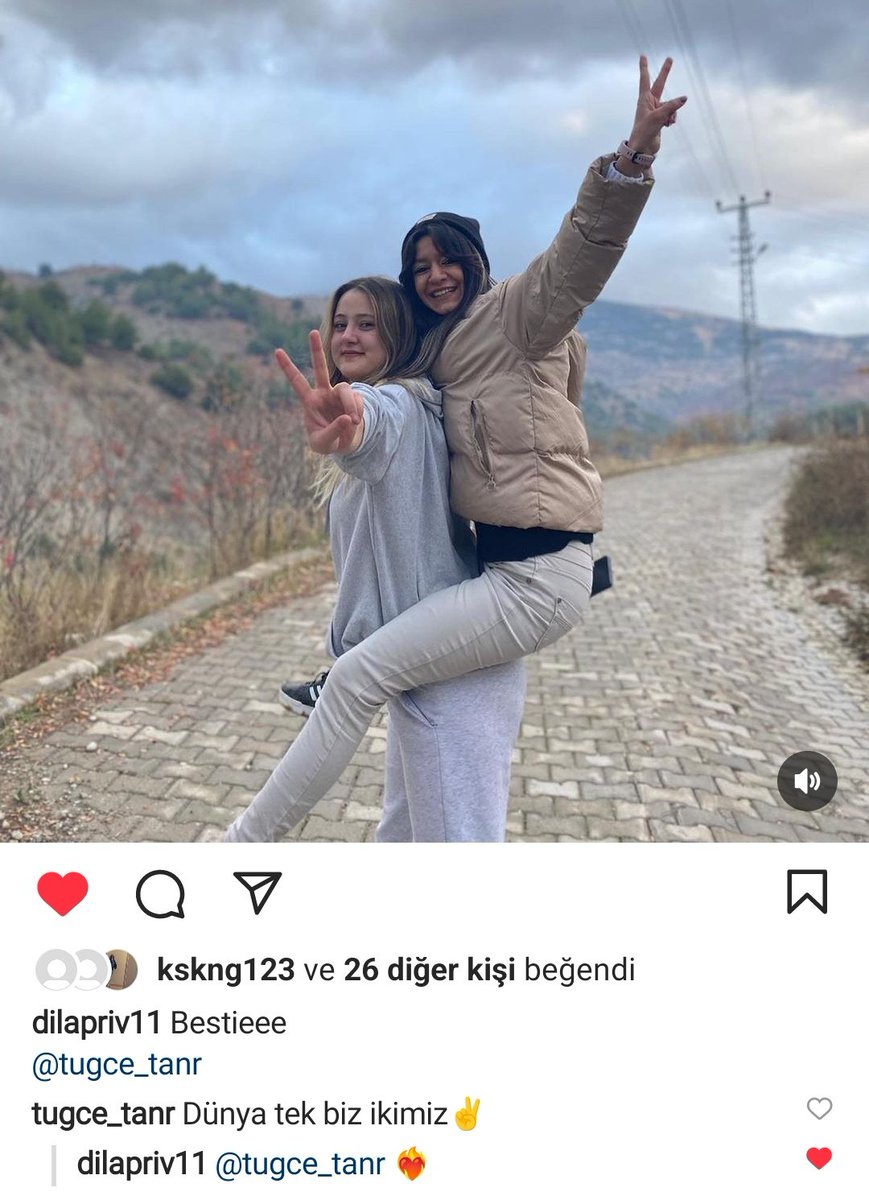 Ne zaman üzülsem hep kafamı dağıtmaya çalışırdın. Bana bu hayatta nasıl mutlu olabileceğimi öğrettin. Sen gideli 6 ay oldu ama ben hala 6 Şubat'tayımm.💐♾️