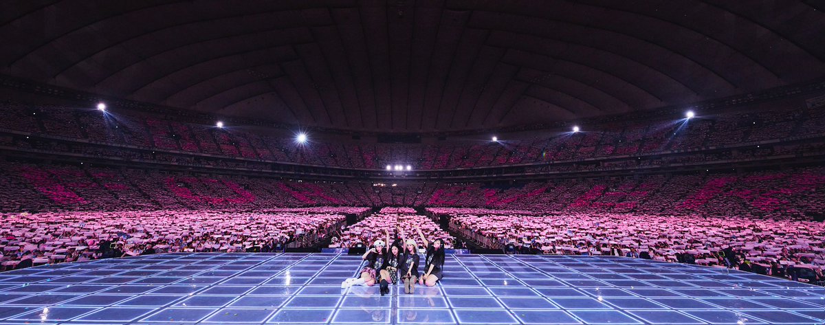 wfinteur's tweet photo. (☆) Witnessing the magic of Tokyo Dome on our first day! ✨ A heartfelt thank you to everyone who made Tokyo Dome come alive with your presence 💜 Today's experience was incredible! Can't wait to do it all over again tomorrow ♫' https://t.co/E2gPSHHO8w