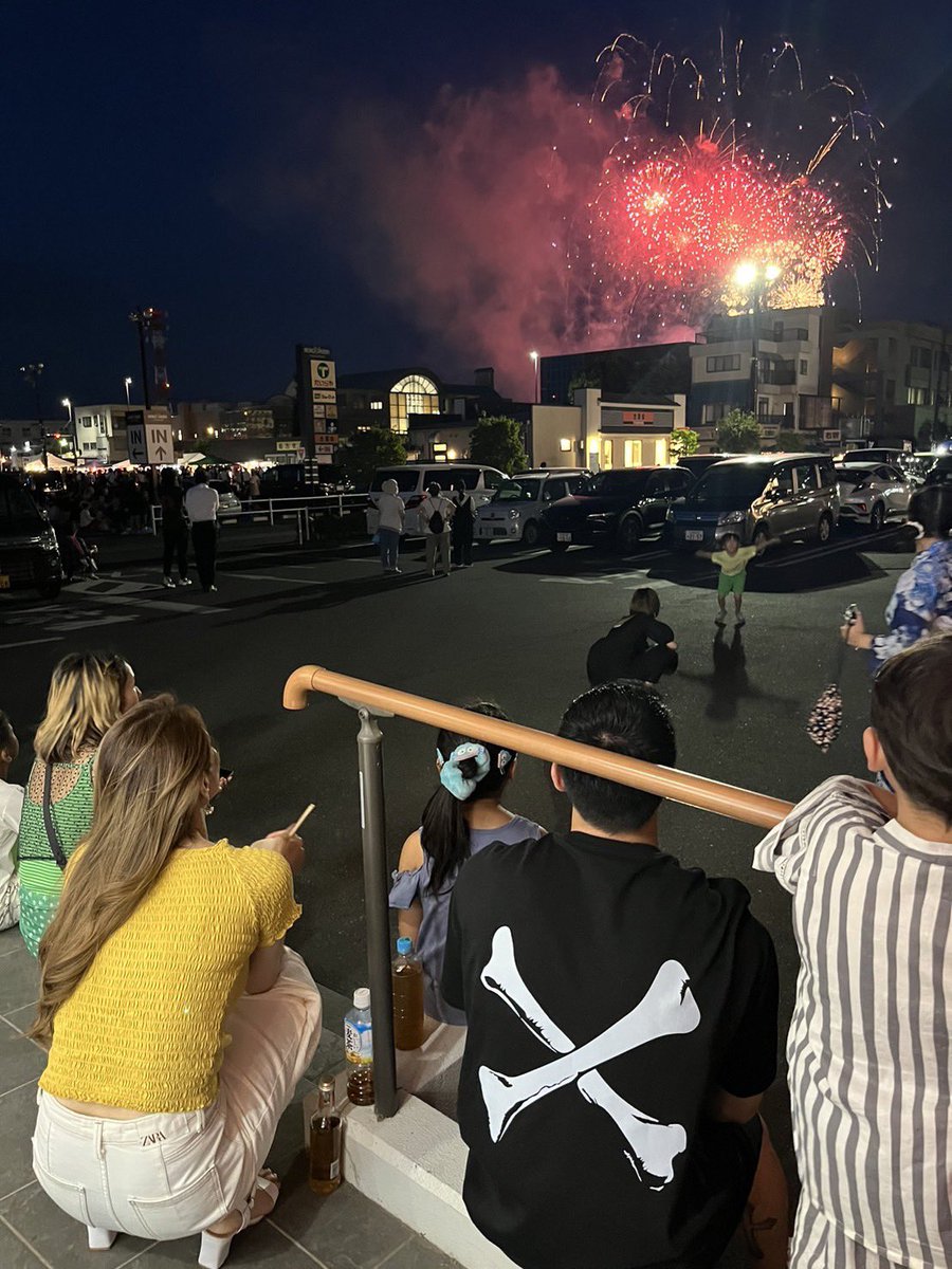 xx_reta's tweet photo. 小山と足利の花火
祭りの和太鼓や音楽もそうだけど
身体に振動して伝わってくる音って感動するね🫨 https://t.co/htHvDxcdKN