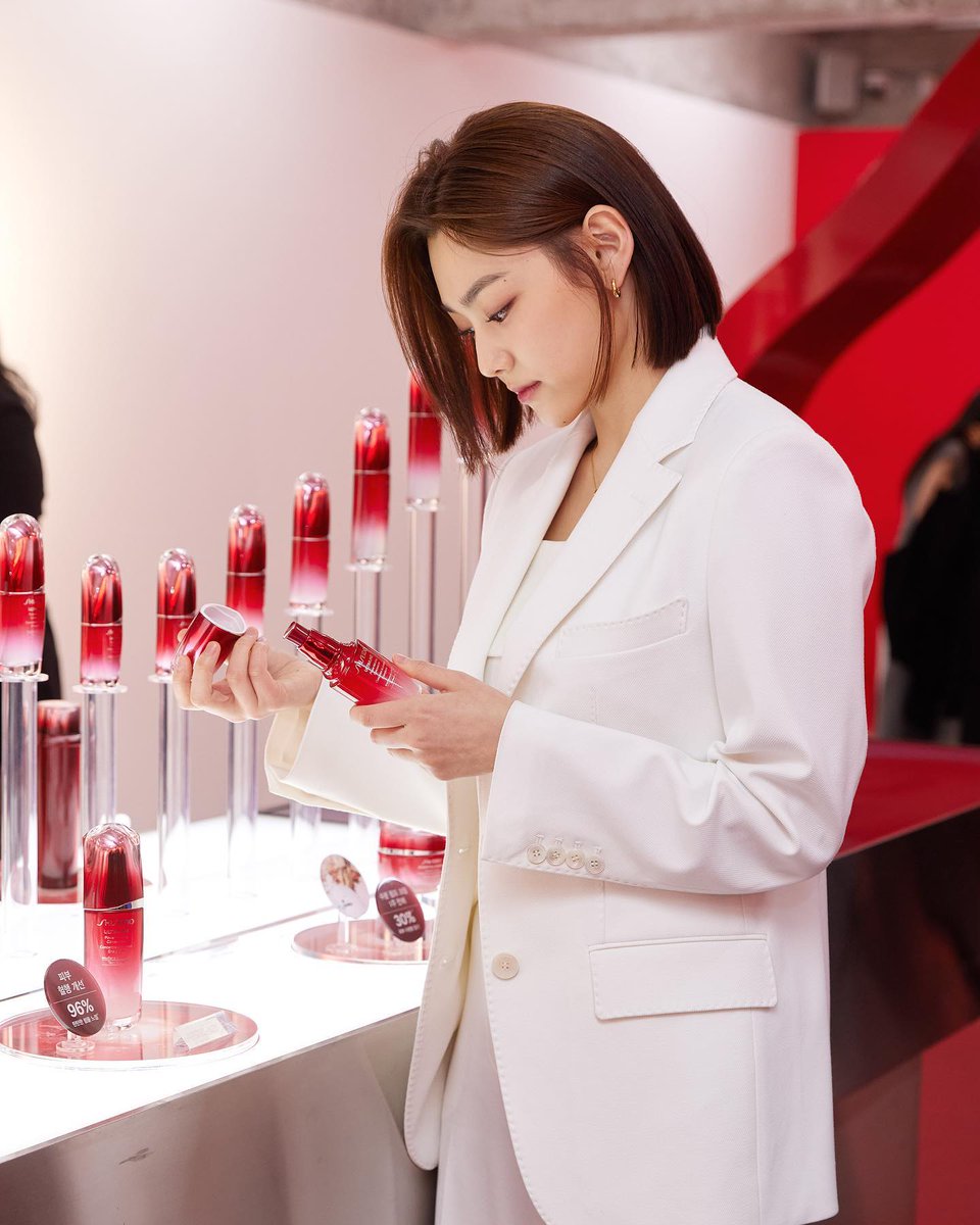kang mina pics tweet media