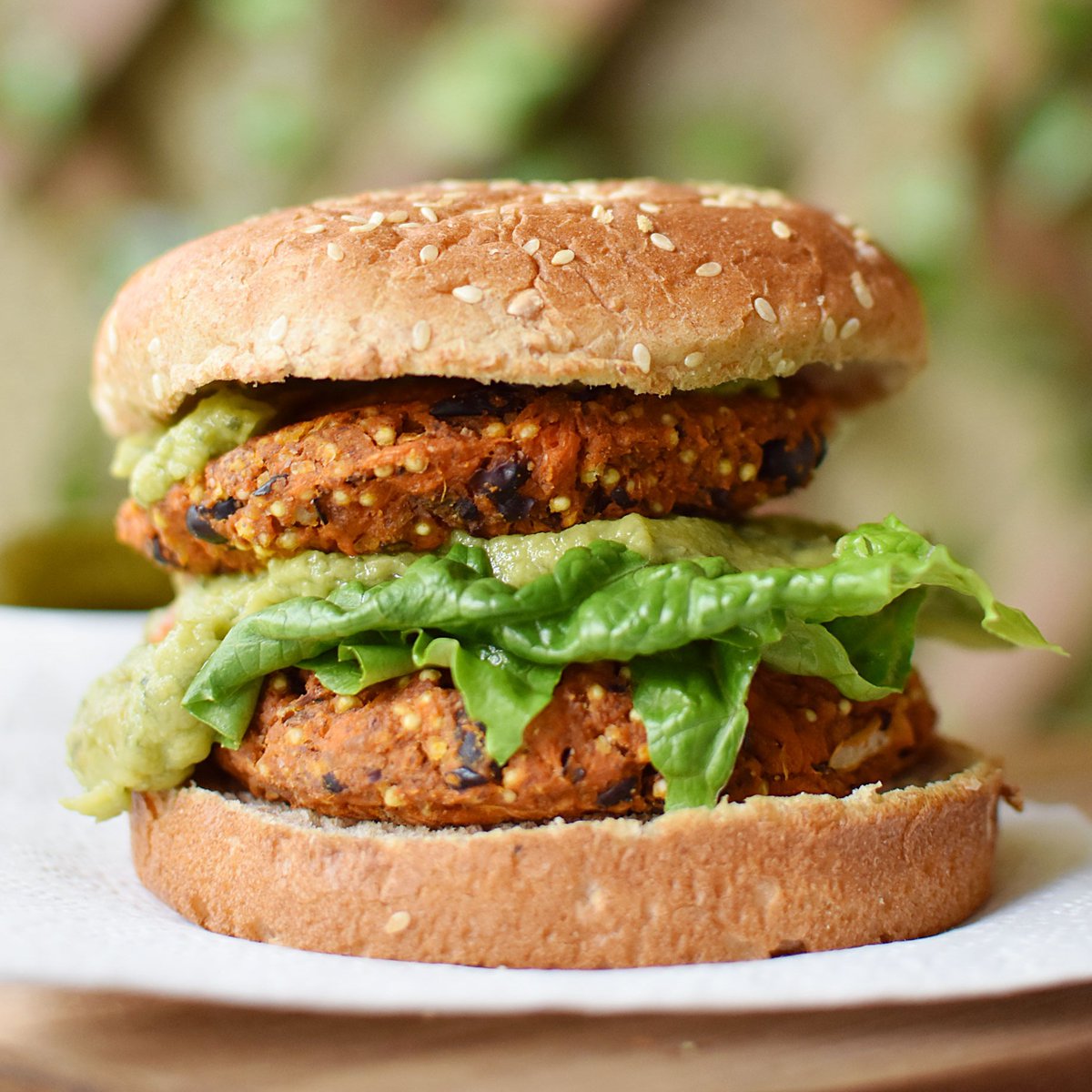 Summer is the perfect time for burgers. Sweet, salty and spicy come together in these mouth-watering sweet potato and millet veggie patties. Give them a try! anthonysgoods.com/blogs/recipes/…