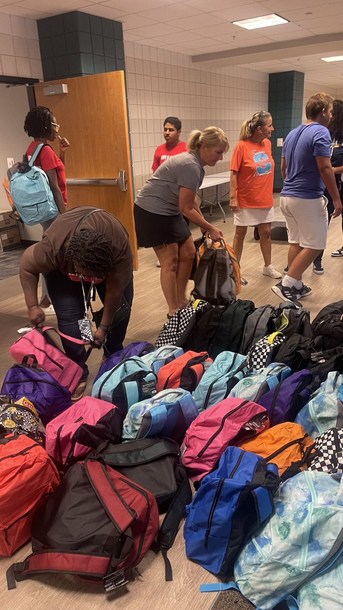 KelliLPrice's tweet photo. Operation Back to School - Behind the scenes with Compassion Katy! @CompassionKaty #operationbacktoschool #katyisdcounselors https://t.co/Wew6Gaj93e