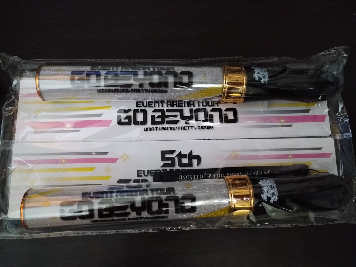 LUnatonaRU's tweet image. #ウマ娘
 #ウマ娘5thツアー 
 #Cystore

Cystoreで5thツアーのブレード買ったった！
来月のGAZEからはこのブレードで応援しますぞ〜！！