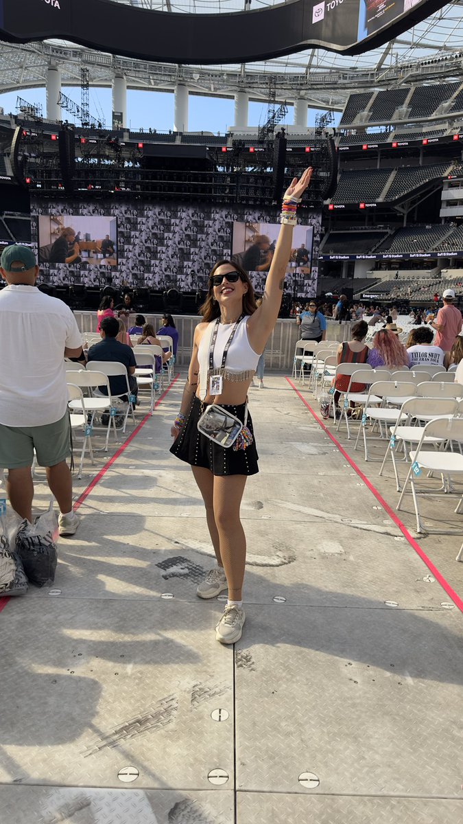 Ana Perez tweet media