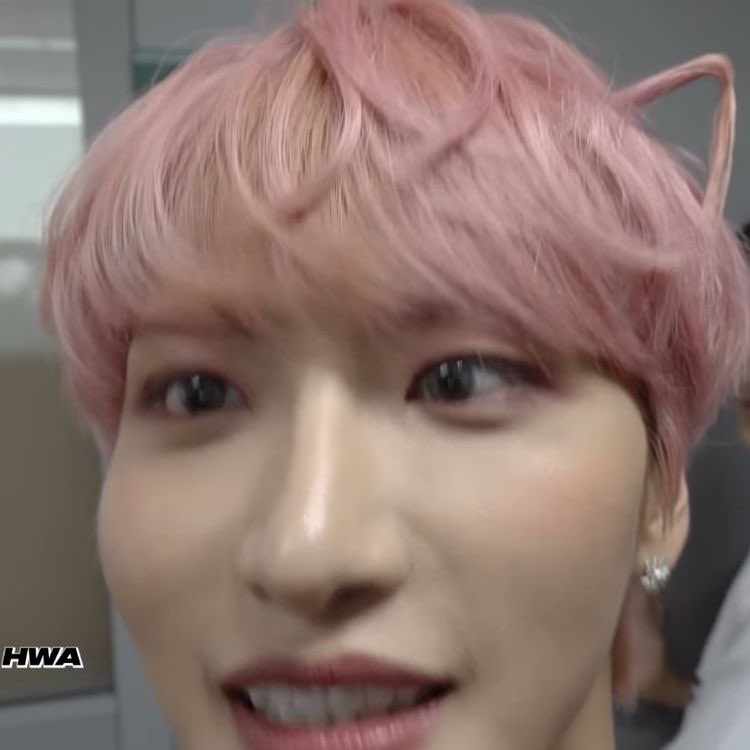 ﾟ+..｡*ﾟ+ LOOKING FOR INTERACTIVE ATINY MOOTS!!!
 
sami!
17, pisces, infp 
ult: seonghwa 
multis welcome!

ੈ♡˳ NOT A CATFISH ੈ♡˳

pls make sure to read caard! hwaluver.carrd.co

pls ♡ / ↻ to spread!!!