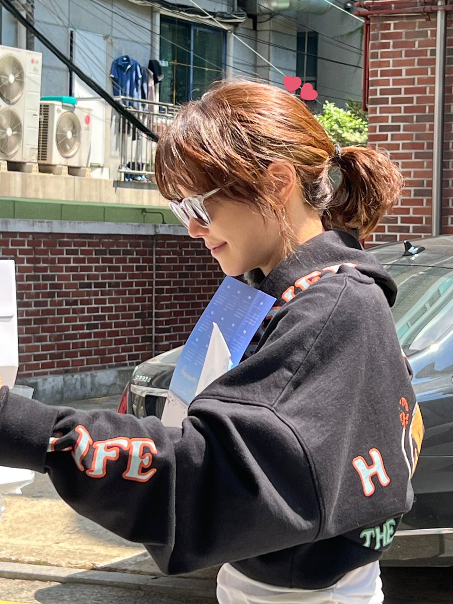 wandoo806's tweet photo. 이지아 머리 진짜 동글동글 복복복 🐶🐶😍 https://t.co/uycC2ZSkD6