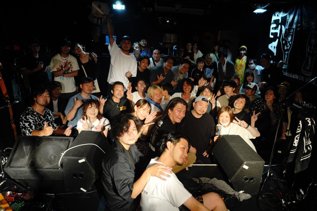 SUKEROQUE (@sho_hei_ha_baka) on Twitter photo そんな訳で新宿FATEにお集まりの皆さんありがとうございました。
全然まだまだ前に進めるなぁと思いました。昨日の事は一生忘れないだろうな。
お世話んなりました。そしてこれからも宜しく。LOVE100%。
photo:涼たん<a href="/k_ryou/">涼たん@さん付け不要</a> そんな訳で新宿FATEにお集まりの皆さんありがとうございました。
全然まだまだ前に進めるなぁと思いました。昨日の事は一生忘れないだろうな。
お世話んなりました。そしてこれからも宜しく。LOVE100%。
photo:涼たん<a href="/k_ryou/">涼たん@さん付け不要</a>