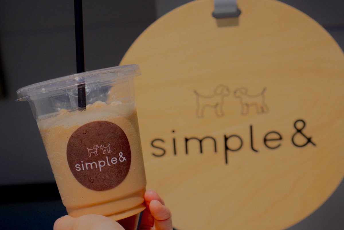 SimplehairC's tweet photo. #scs
暑い日は
スペシャルティコーヒーシェイクも人気ですよ🥤

#埼玉 #行田 
#テイクアウトカフェ
#コーヒーシェイク
#美容室
#トリミングサロン
#ドッグラン https://t.co/B01U7XBf4y