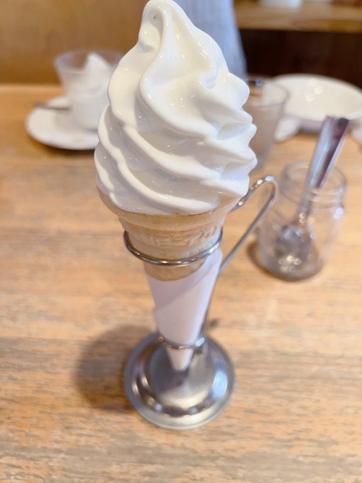 「soft serve」 illustration images(Latest)