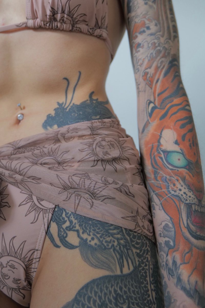 Some tattoo details! 🖤 #inkedgirls #armsleeve #tigertattoo #tattoos #tatted #dragontattoo #japaneseink