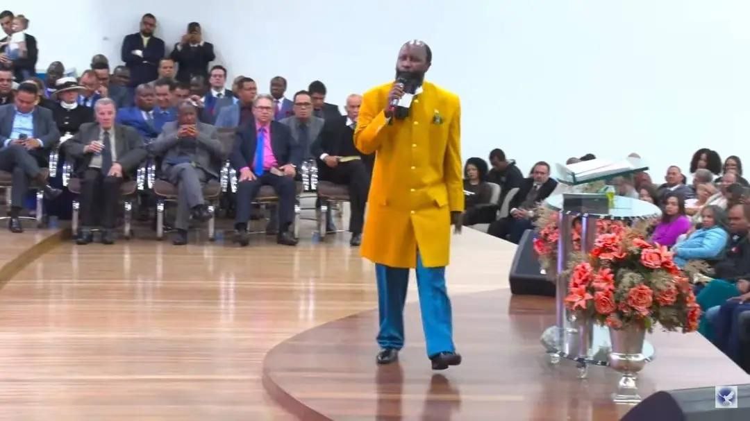 monyoncho's tweet photo. #IrrefutableAnointing 2 Chro 20:17
You will not have to FIGHT this battle. Take up your POSITIONS;stand firm and see the DELIVERANCE the LORD will give you, Judah and Jerusalem. Do not be AFRAID; do not be DISCOURAGED. Go out to face them tomorrow, and the LORD will be with you. https://t.co/wUGrWs1IJS