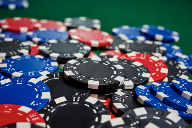 WhoseSlide's tweet photo. WSIIA NEWS UPDATE!!!!
Thanks to our good friends at @BHinfoSecurity the winner of Friday night's fun will receive $250 in chips courtesy of Black Hills Security!!!  I think that retroactive bribes might be allowed! https://t.co/cI7By70sQO