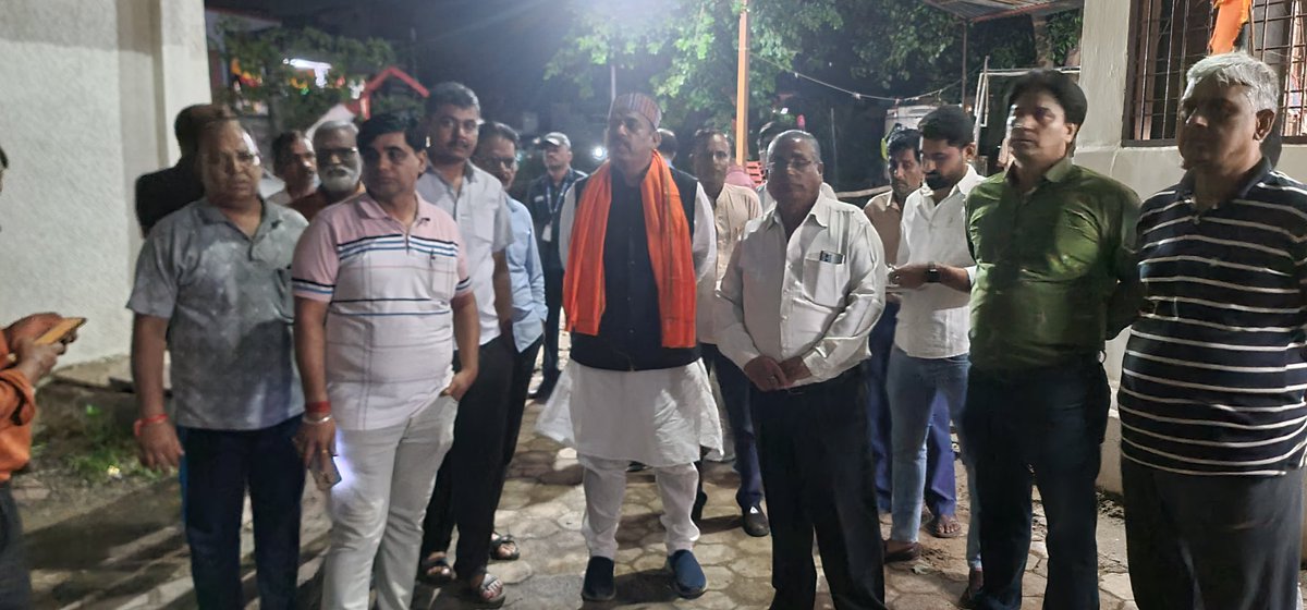 Rajeshm19791's tweet photo. हुजूर के लोकप्रिय विधायक श्री @rameshwar4111 g
ने जनता से विस्तारपूर्वक चर्चा किया #radhapuram #krishnapuram
#Shivalay
#Hariganganagar 
#ward85
#वार्ड84 https://t.co/9oMLUTlReh