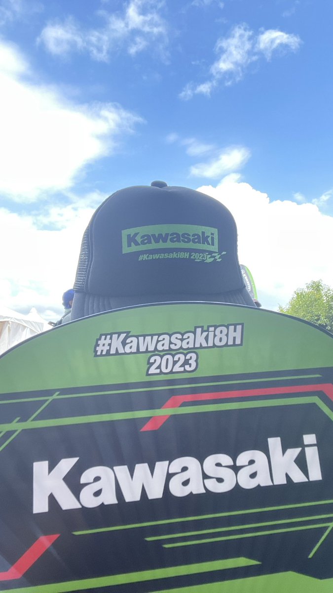 buchitoku's tweet photo. #鈴鹿8耐
なう！ https://t.co/atP7UWTW0L
