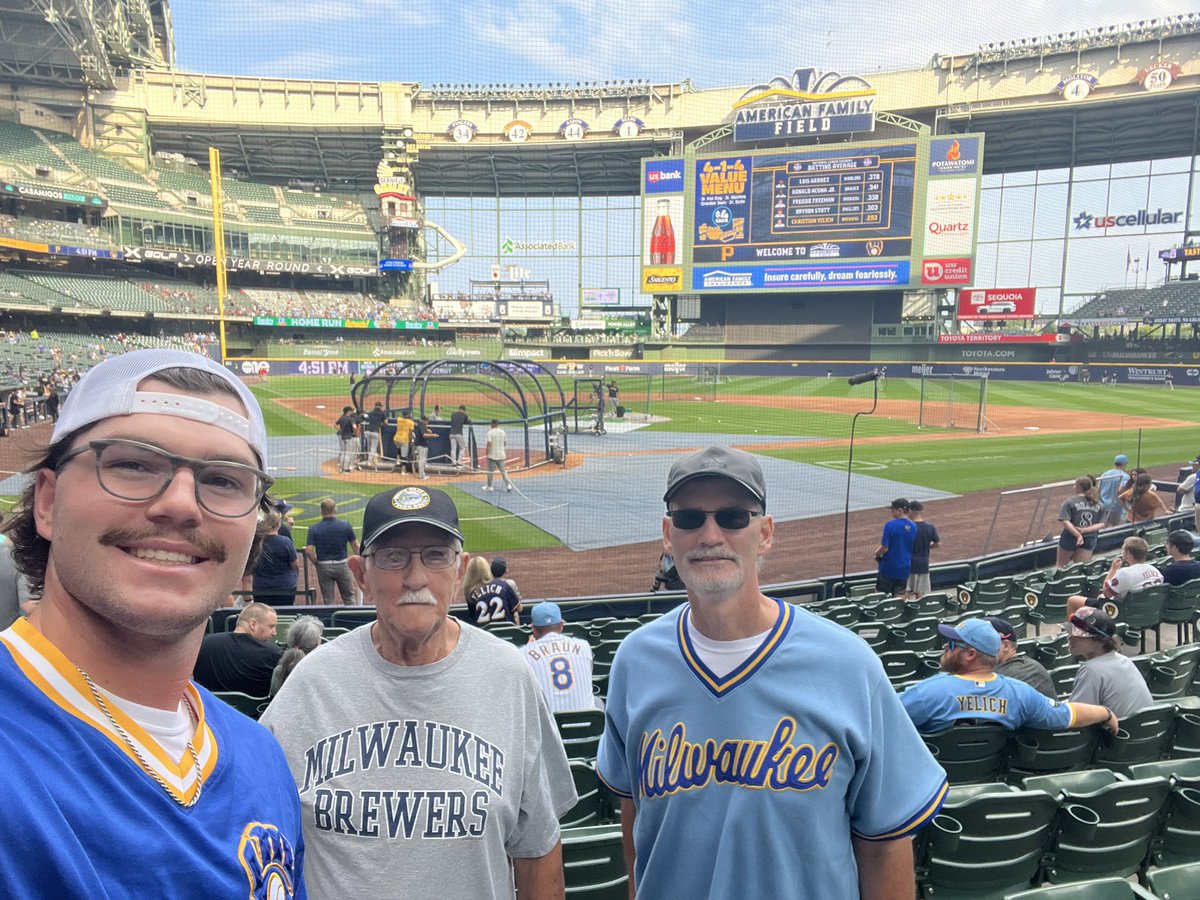 Wow, walk off in 10th for <a href="/Brewers/">Milwaukee Brewers</a>!  Electric atmosphere for early August <a href="/MLB/">MLB</a> game.  Our first trip to <a href="/Brewers/">Milwaukee Brewers</a> - great stadium…very impressive…one of our favorites so far.  Day 4 tomorrow at <a href="/cubs/">Chicago Cubs</a>. Looking forward to first trip to #Wrigley