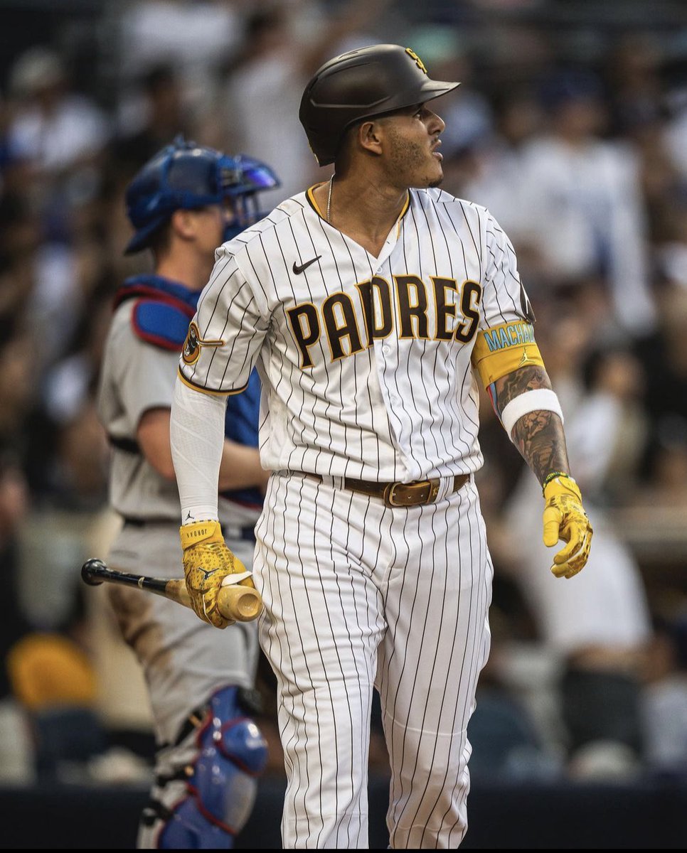 AlScott1998's tweet photo. @Padres when scoring: 

4+ runs: 49-16 

#Score4 https://t.co/M4JR9TjzRd