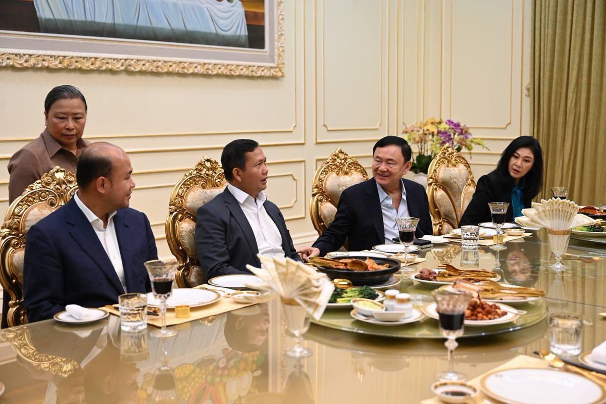 PM Hun Sen told Fresh News: Former Thai prime minister Thaksin Shinawatra & Yingluck Shinawatra stayed at his residence last night and left Cambodia this morning.