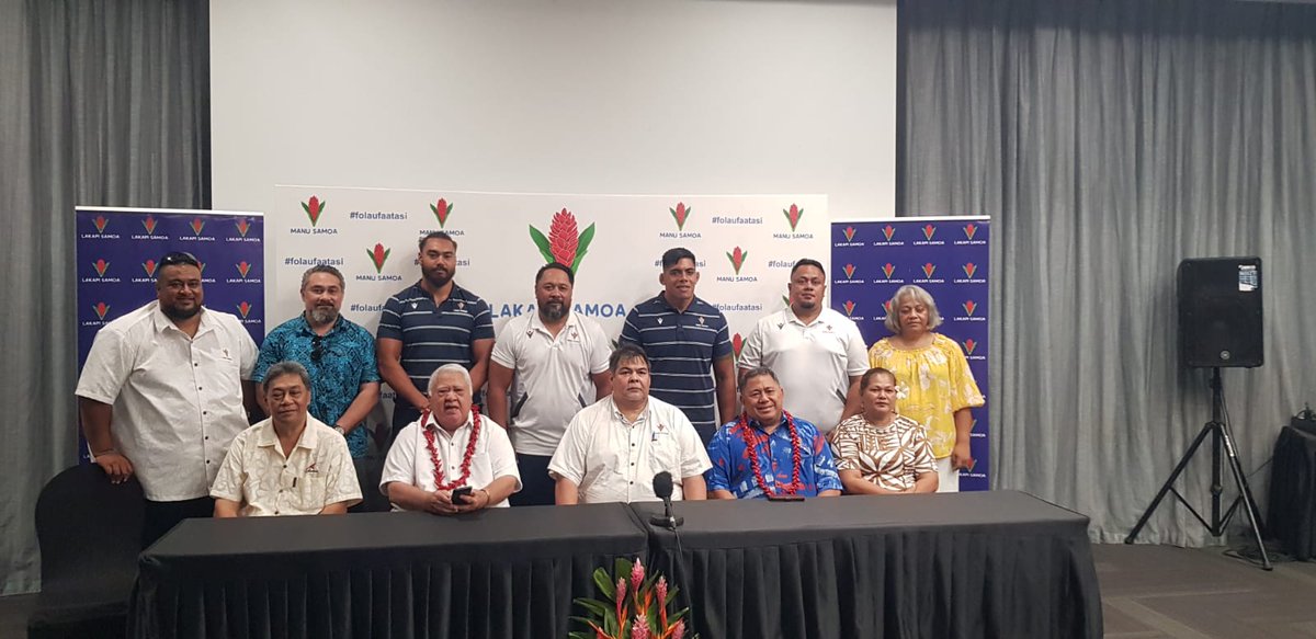 MathewLemisio's tweet photo. Whn u stnd in Twikenham n u c da Samoan flag up dea, rmber da hrdshp dat wnt in2 gettn dat flag.. it ws fru bloodshed.. U r repsntng dat flag n da pple who were freed bcs of it." Papa Stui. O outou mama na coach @SeilalaM ma lou auvaa. #LeManu #2k23worldcup https://t.co/PgcdZAyESt