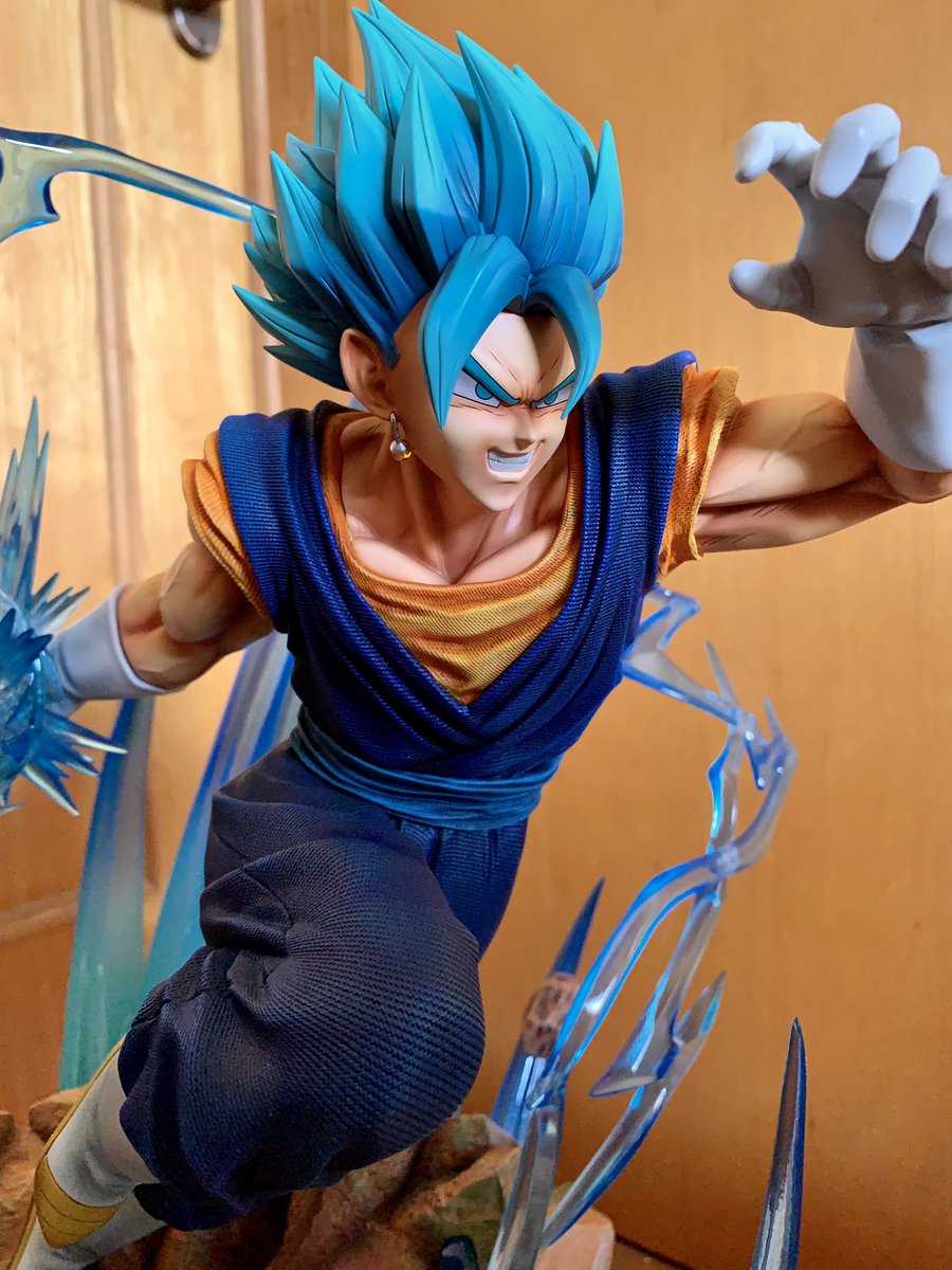 JIMEI PALACE VEGITO ついに我が家に最強のベジットスタチューが届き