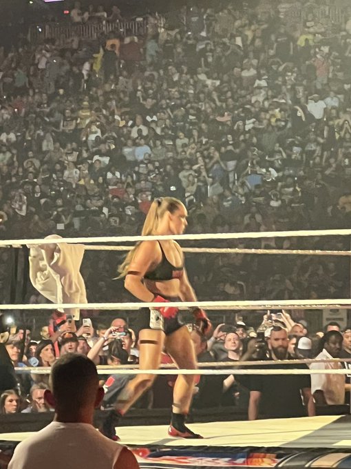 #Detroit #SummerSlam  was fun. https://t.co/A8gdaTJfC2<a href="/tag/detroit"class="tags">#Detroit</a><a href="/tag/summerslam"class="tags">#SummerSlam</a>