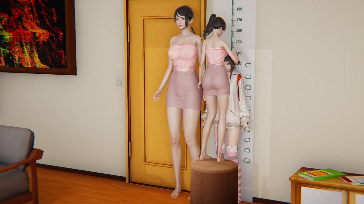 shrinking mom try to measure her daughter
(the left is her original size)

#shrinking #shrunkenwoman #sizetwitter