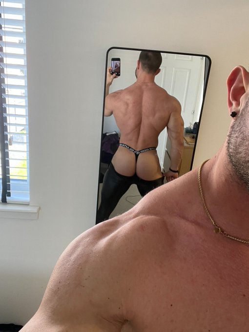 😘 Love you all! https://t.co/SupHEXTm0e