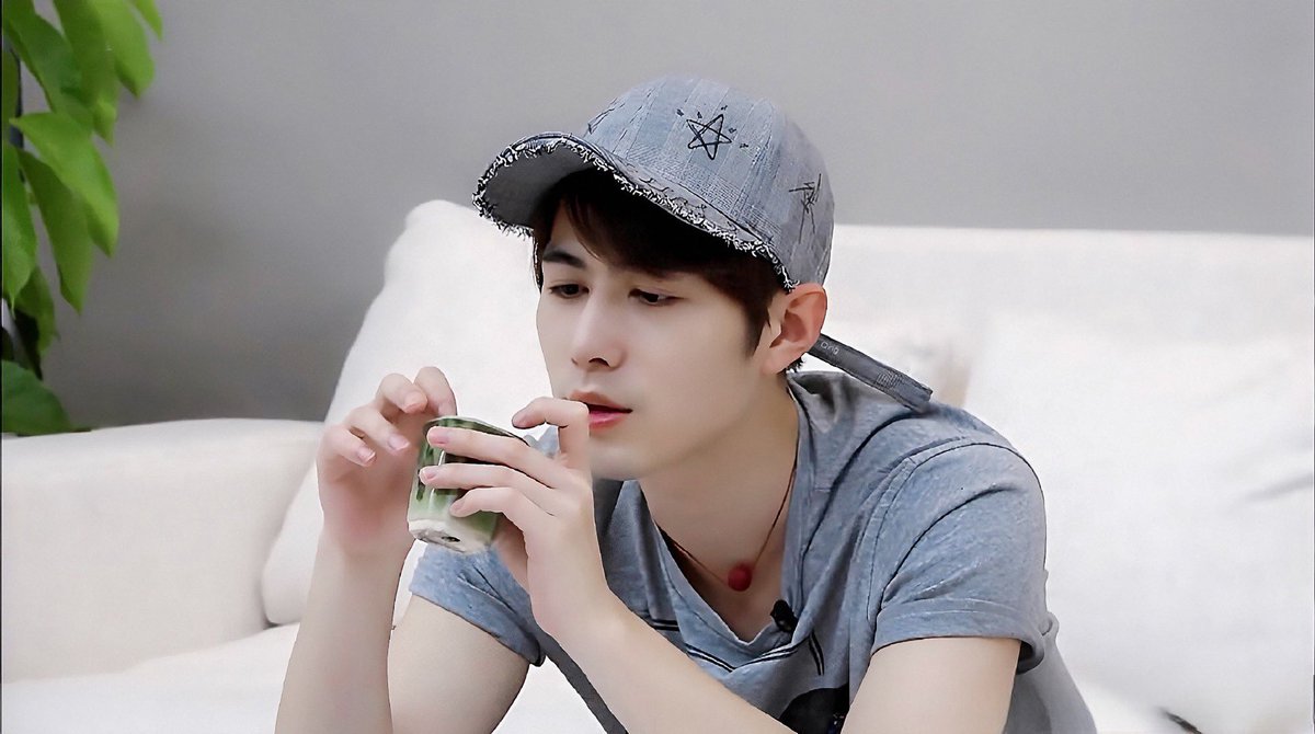 Chenxuedong_Fan's tweet photo. Miss U Babe 🧸♥️
คิดถึงจังเลยค่ะ..ทูลหัว
❀ ❀ ❀ ❀ ❀ ❀ ❀
#ตงตง #เฉินเสวียตง #เฉินซิวดง #陈学冬 #cheneychen #chenxuedong #cheney_olo #chenxuedong_cheney https://t.co/7R26PgsTXD