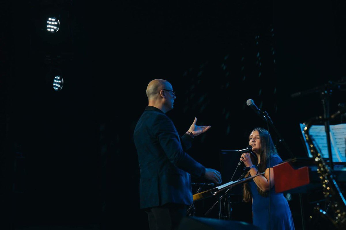 Barnsley Youth Choir tweet media