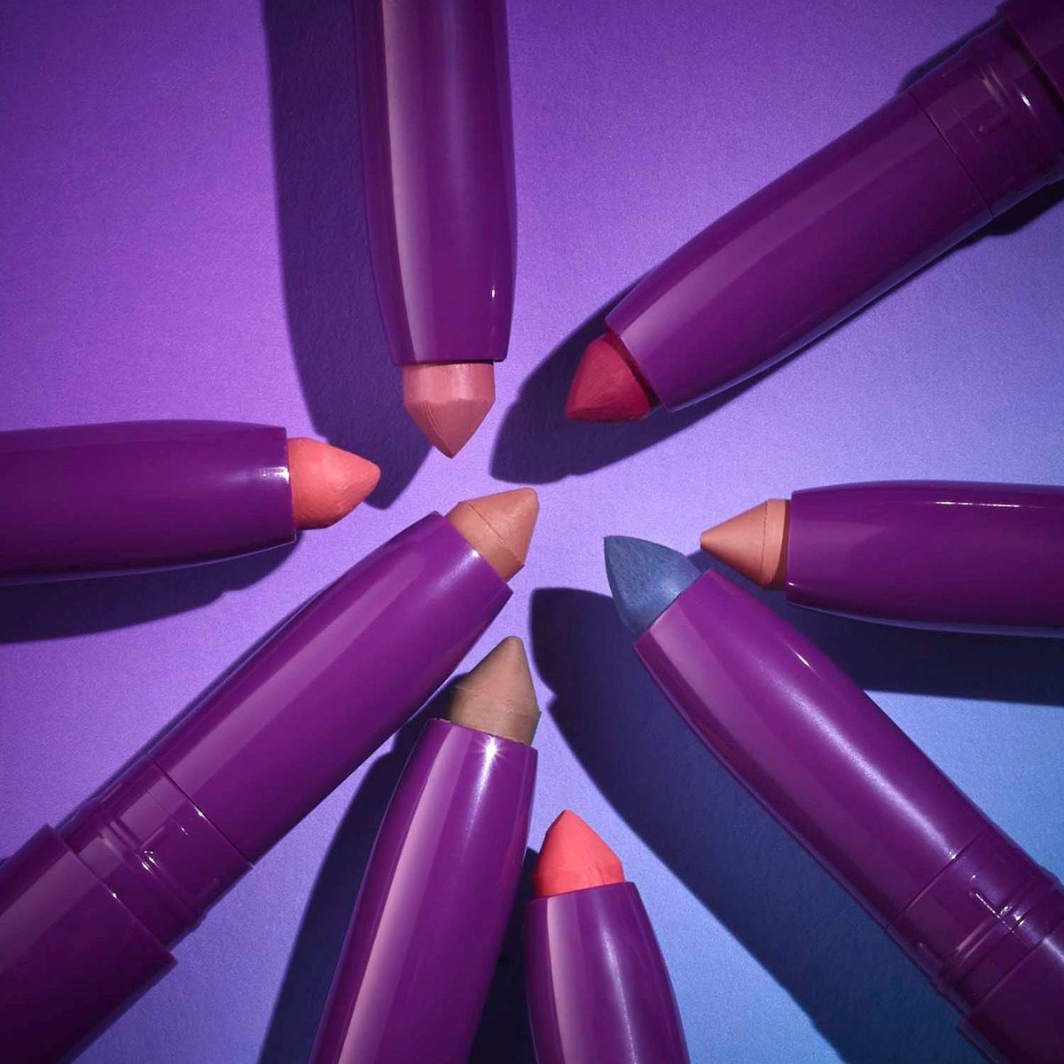 AvonInsider's tweet photo. I got my eyes on you! Shop fmg CathyCat Shadow Gaze Matte Color Sticks.
Benefits:
✨Long-wearing
✨Blendable
✨Creamy
#eyeshadow #eyeshadowstick #matteeyeshadow #avoninsider https://t.co/4O9Oeqp4Jt