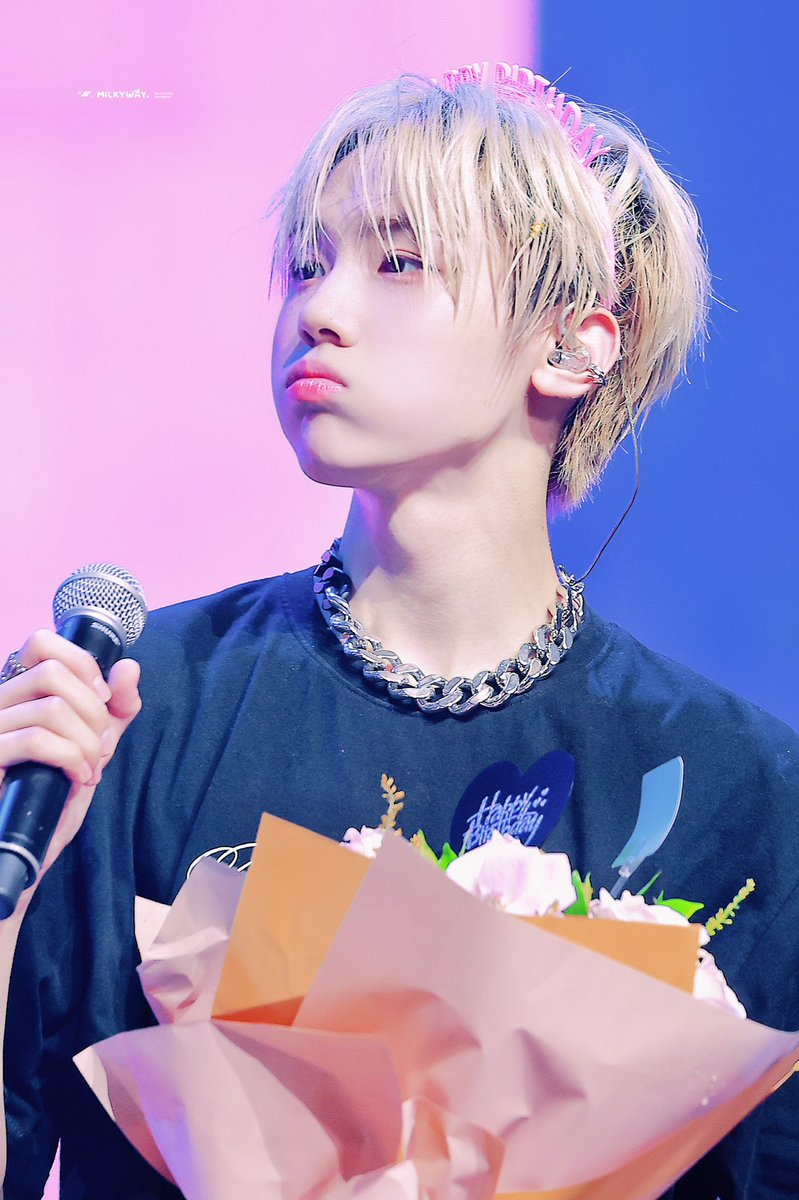 ahnseongmin_net's tweet photo. [HQ] 230805 마닐라

#성민이에게_가는_밀키웨이
#크래비티 #CRAVITY #성민 #안성민 #SEONGMIN https://t.co/kB1R2podmP