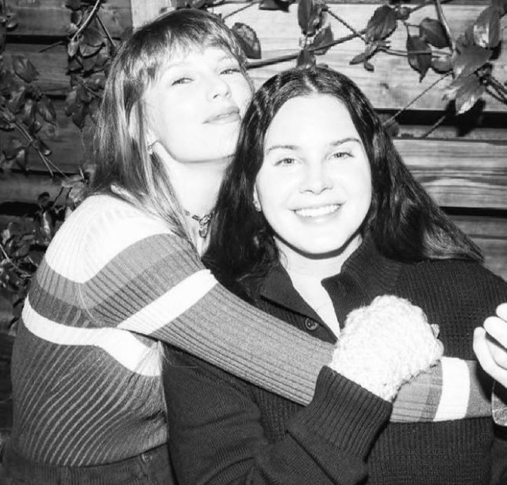 Maximil61538901's tweet image. ¿Taylor Swift o Lana Del Rey?