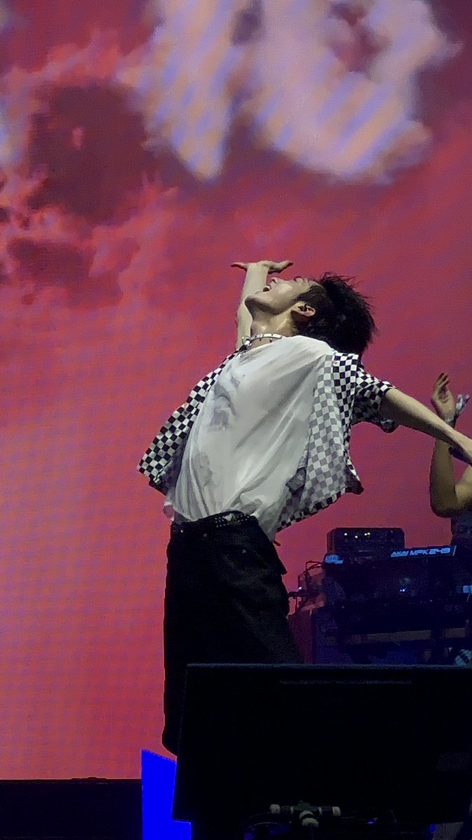313never's tweet photo. 으아아아아아아아아악 수빈이봐ㅜㅜ
#TXTPALOOZA #TXTATLOLLAPALOOZA https://t.co/unE4nLTncR