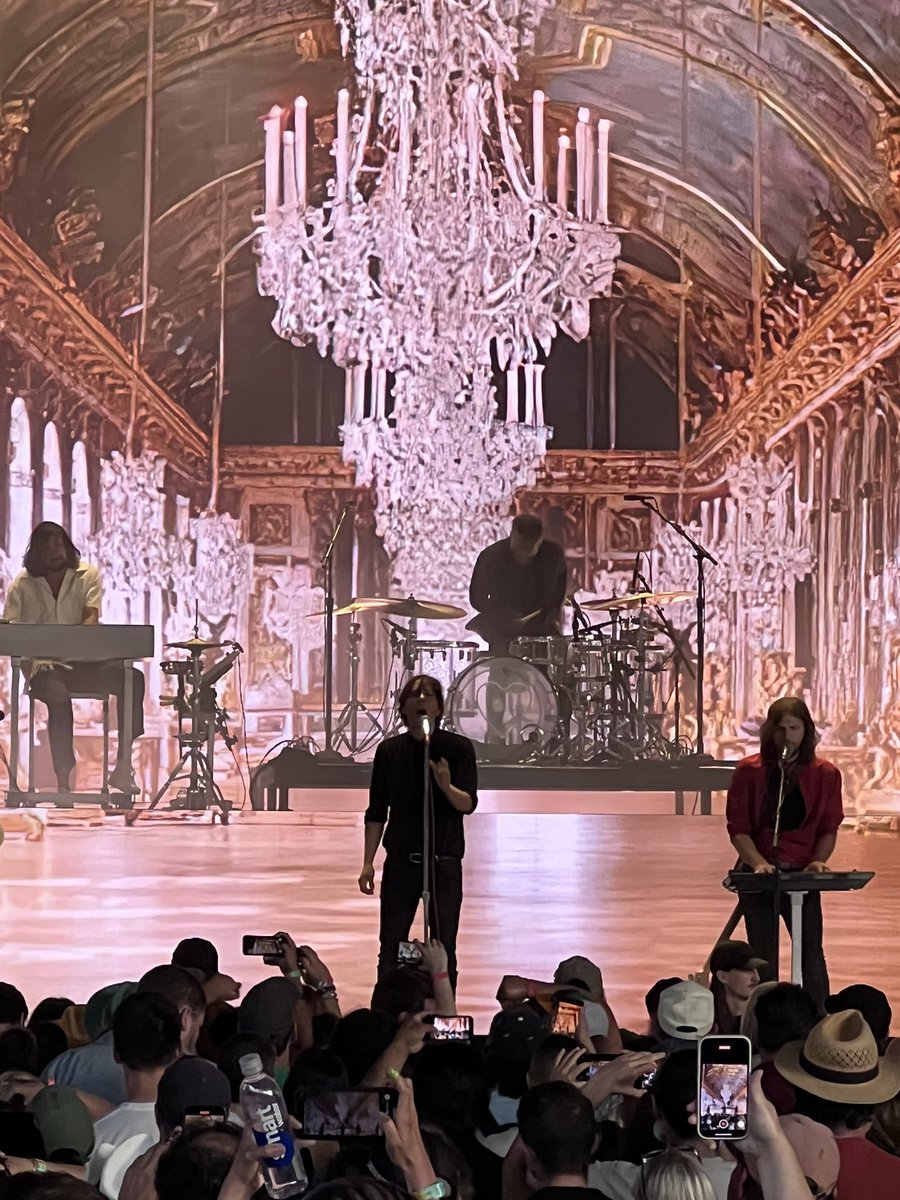 HoganGorman's tweet photo. @wearephoenix just lit Concord CA on 🔥 https://t.co/twqiCw4iWT