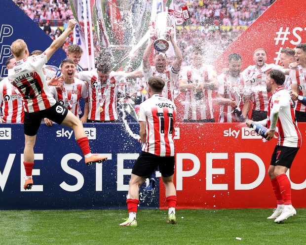 11 hrs to kick off ##SAFC