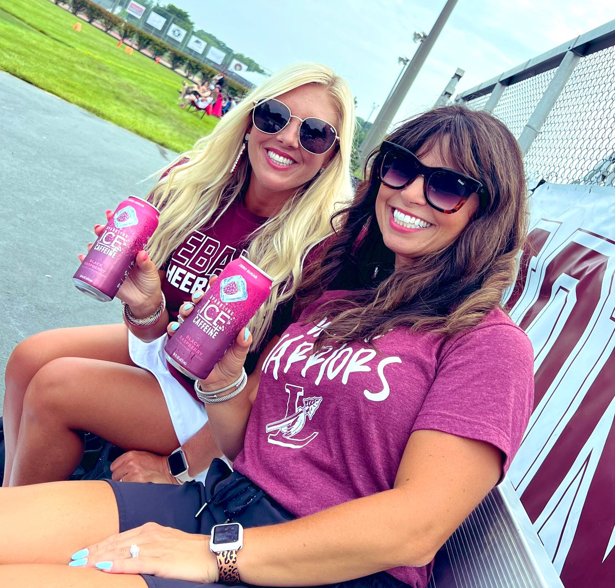 MrsKindellabc's tweet photo. Cheers for the Lebanon 6th grade football premiere📣🏈! #cheercoach @SparklingIce @QuinlanCrew https://t.co/nHGYMXbunx