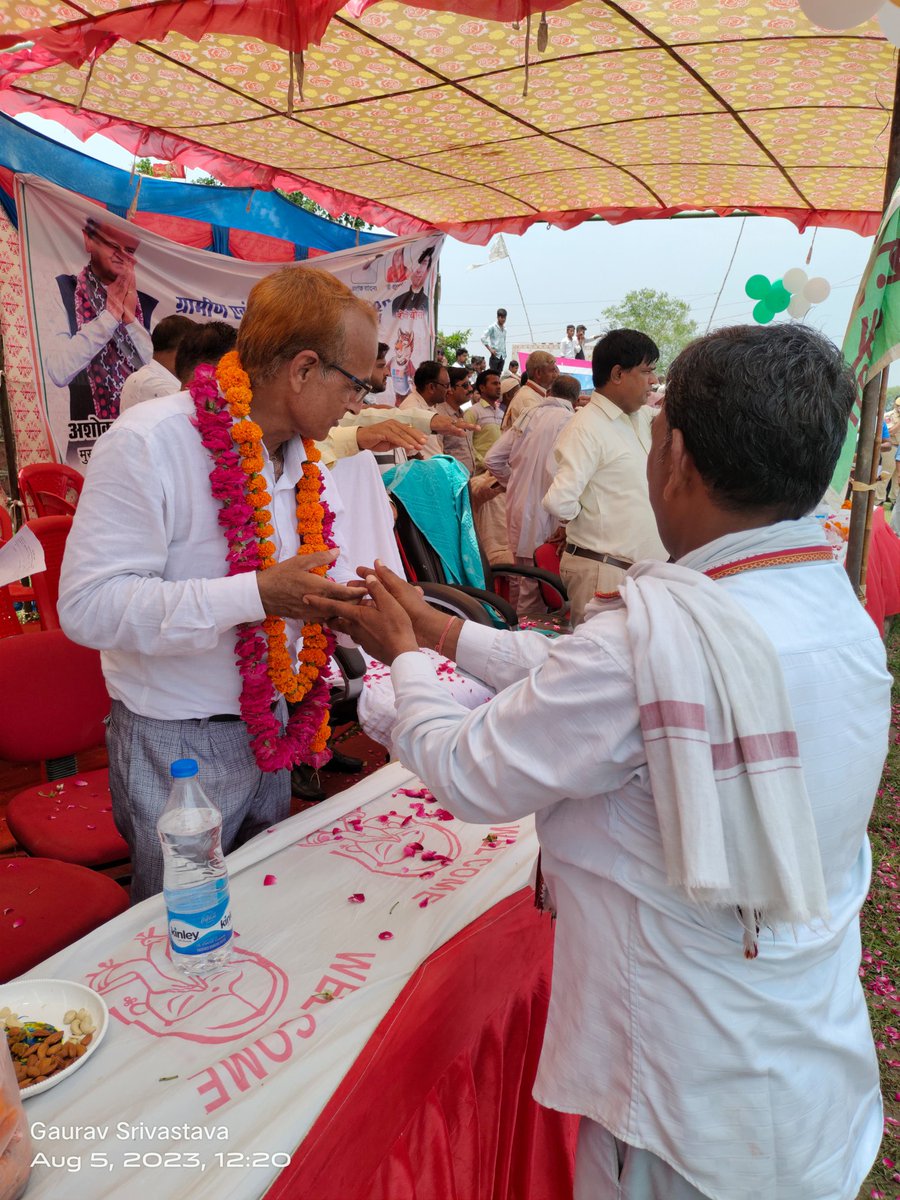 Chandra55924973's tweet photo. Rajeev Gandhi gramin olamipic games opening ceremony by M.L.A.Rajakherh Dholpur in play ground Gsss Marena.Grand ceremony . https://t.co/ErrxcwlkBP