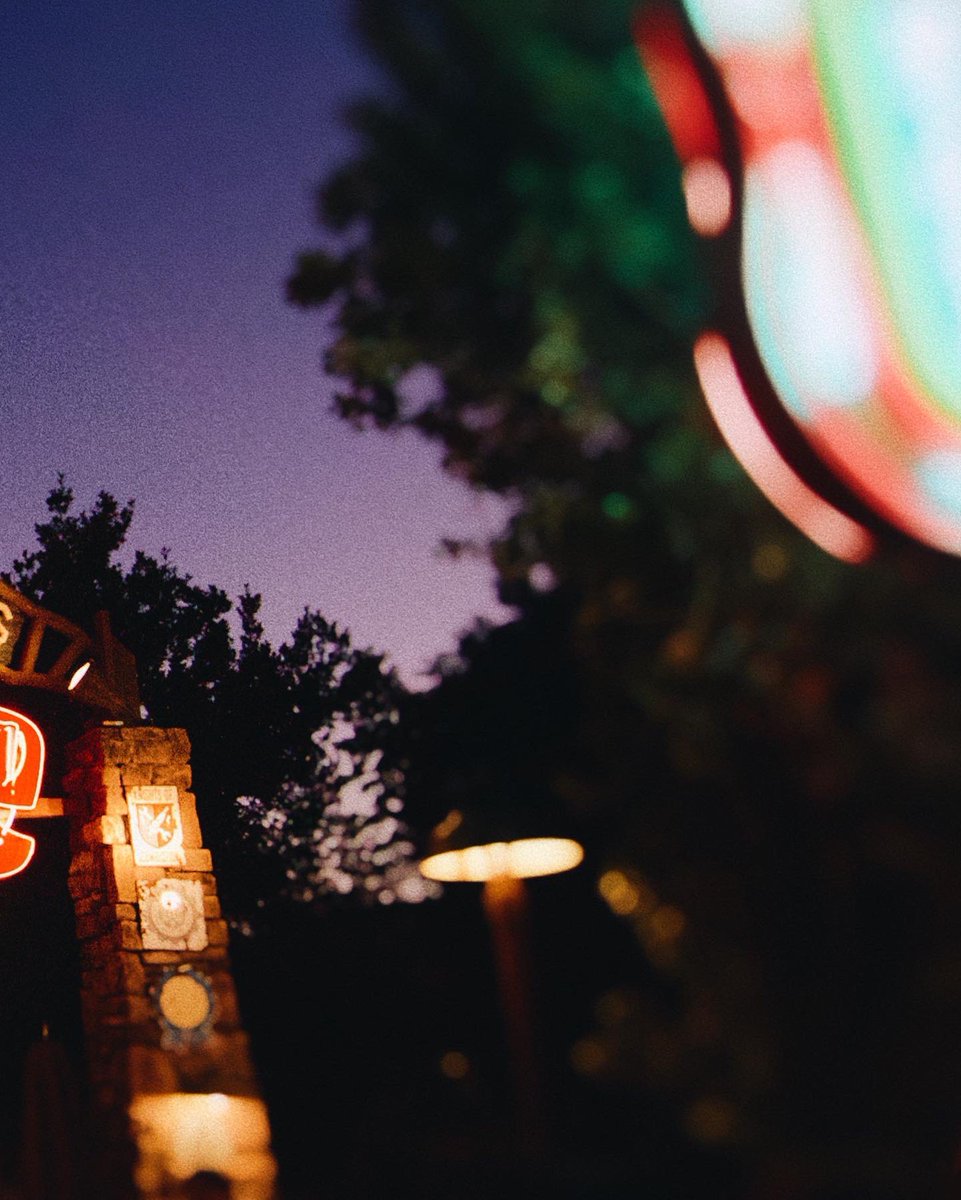 maddy_blairrr's tweet photo. disneyland trip aug ‘23 archive 01 🔎 https://t.co/cKnlQAwbMd