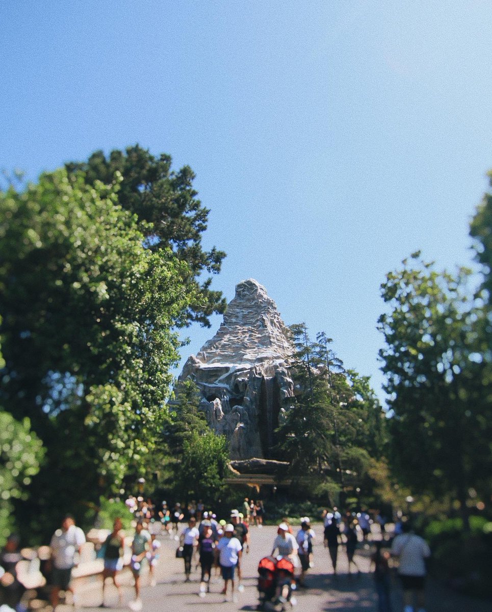 maddy_blairrr's tweet photo. disneyland trip aug ‘23 archive 01 🔎 https://t.co/cKnlQAwbMd