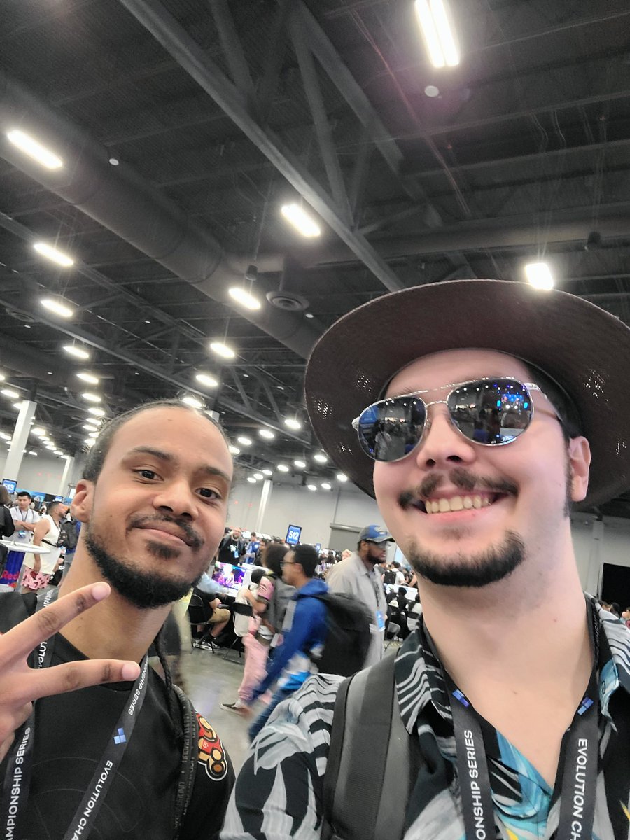 tryhardstourney's tweet photo. Nice to finally meet you!!! #evo2023 @iDomNYC https://t.co/HU7uo5hjn8