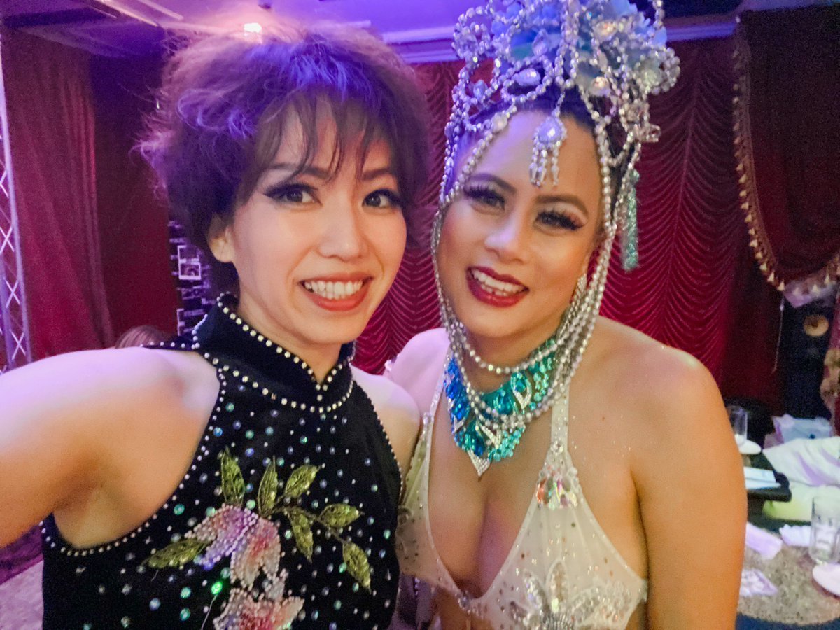 ladynana77777's tweet photo. 8/2はBAMBOO嬢のラストパーティでした。天使のような彼女。
BAMBOO嬢の声が大好き、一緒にお話することがとても楽しかった！
ショーもレッスンもBAMBOO嬢が私たちの世界を広げてくれた。
ありがとう！！
次はオンラインで💝 https://t.co/oWba6jzt1V